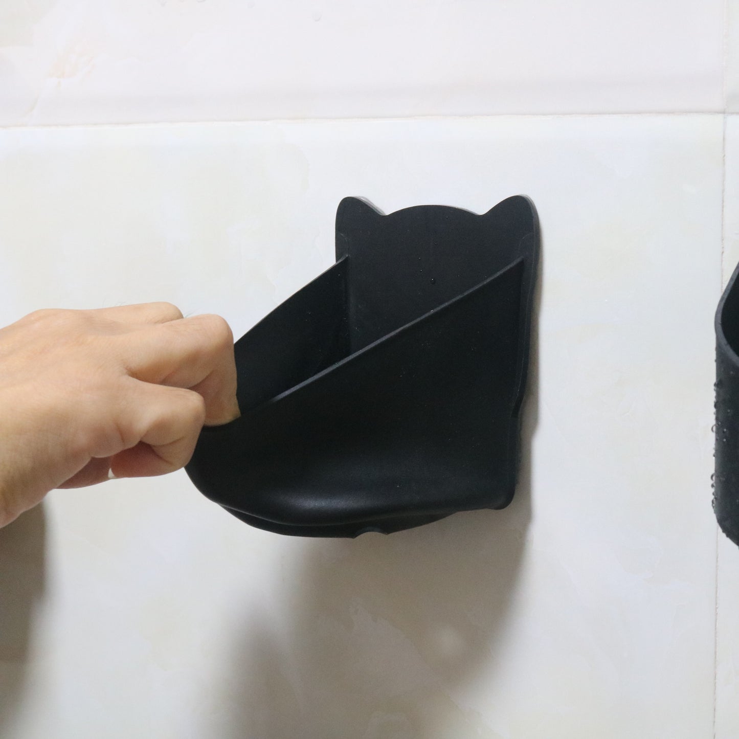 HEBEERNEW silicone shower beer holder bottles glasses cans rack for home girls gifts pink