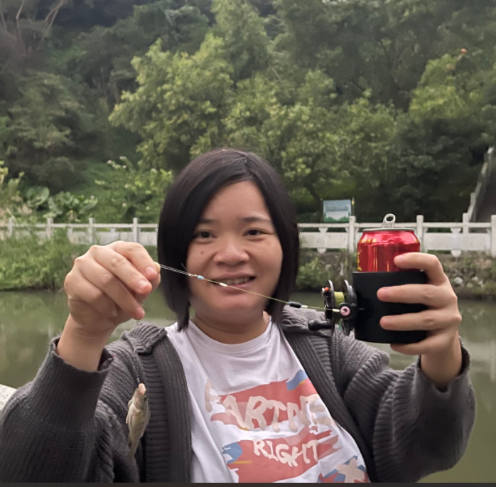 HEBEERNEW CAN HOLDER WITH FISHING WHEEL GREAT GIFT FOR FATHER DAYS